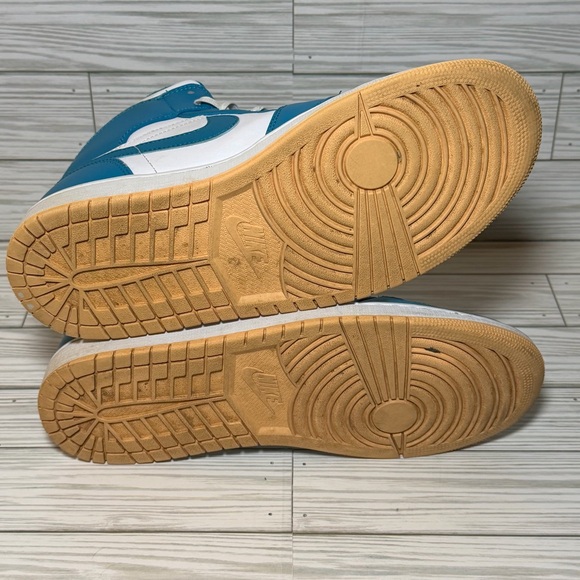 Nike Air Jordan 1 Mid Teal Blue White Gum Sole Men’s Size 10 DQ8426-400 Aquatone - Picture 8 of 12